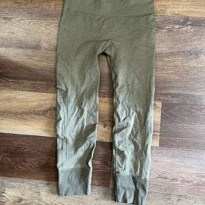 Lululemon high thick waisted leggings